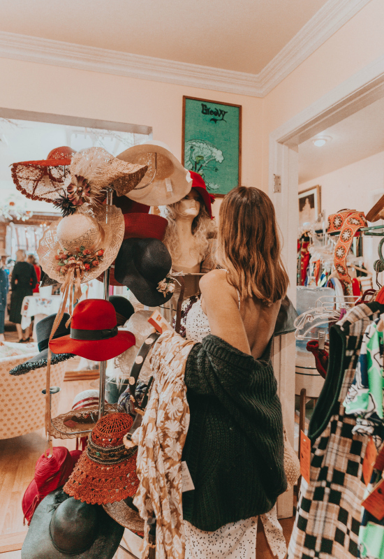 How to Shop for Vintage Clothing